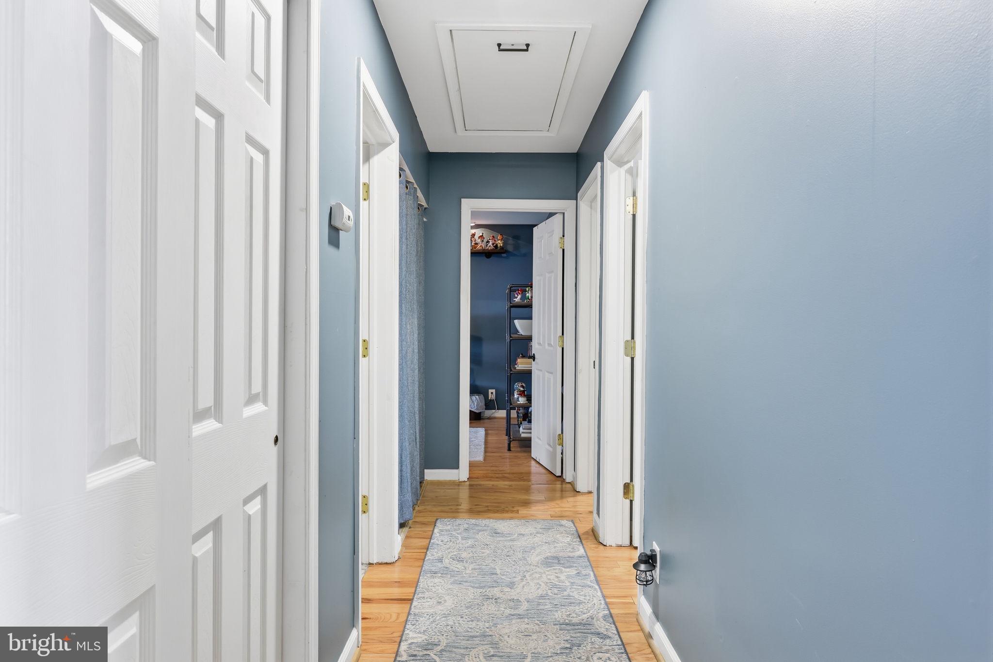 682 Trenton Road Fairless Hills, PA 19030 - Photo 12 of 27 Hallway