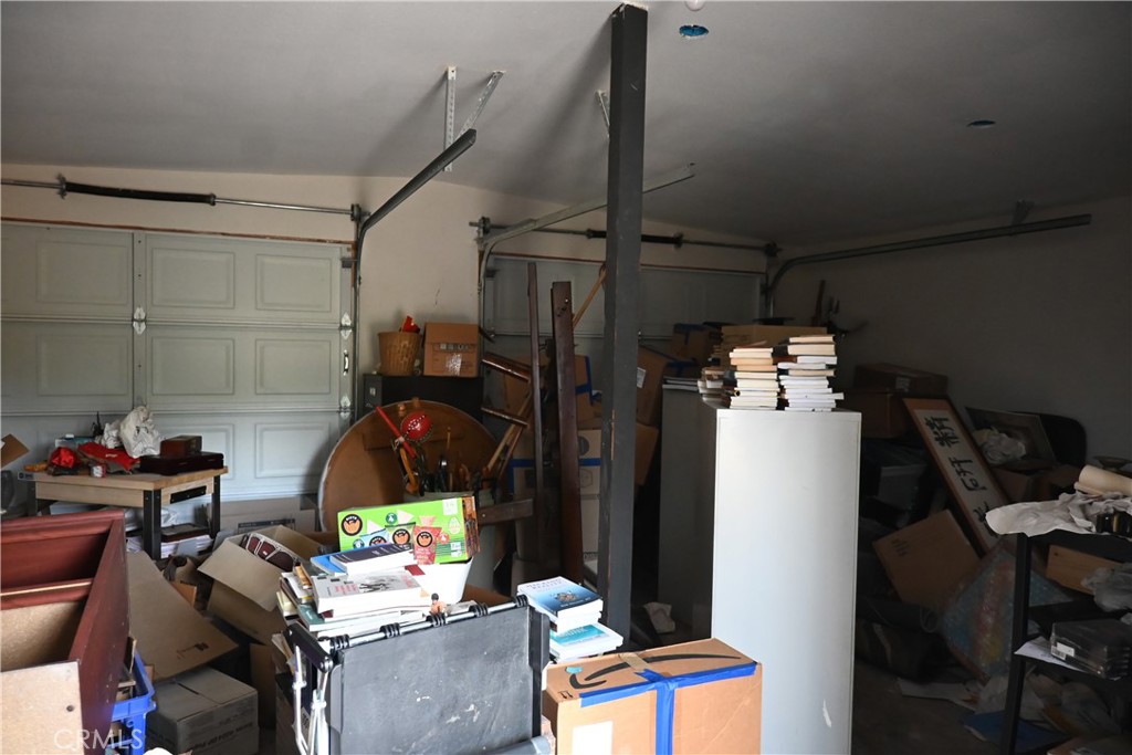1037 North Valley Street Burbank, CA 91505 - Photo 24 of 27 a room with furniture and musical instruments