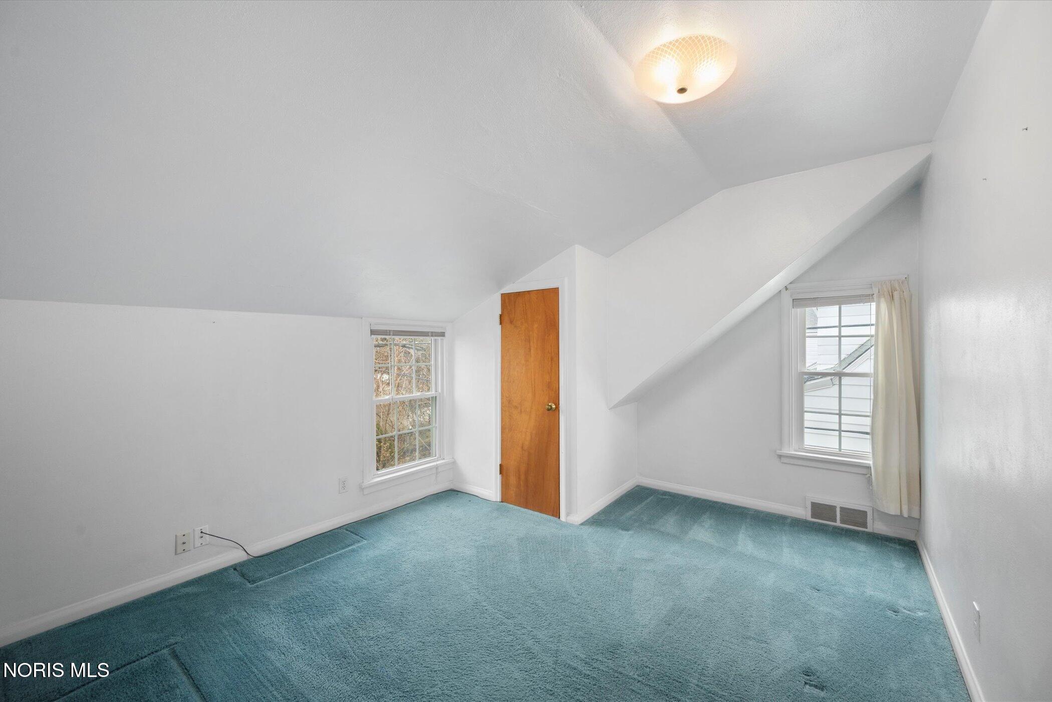 2207 Marlow Road Toledo, OH 43613 - Photo 20 of 34 20-DSC8761