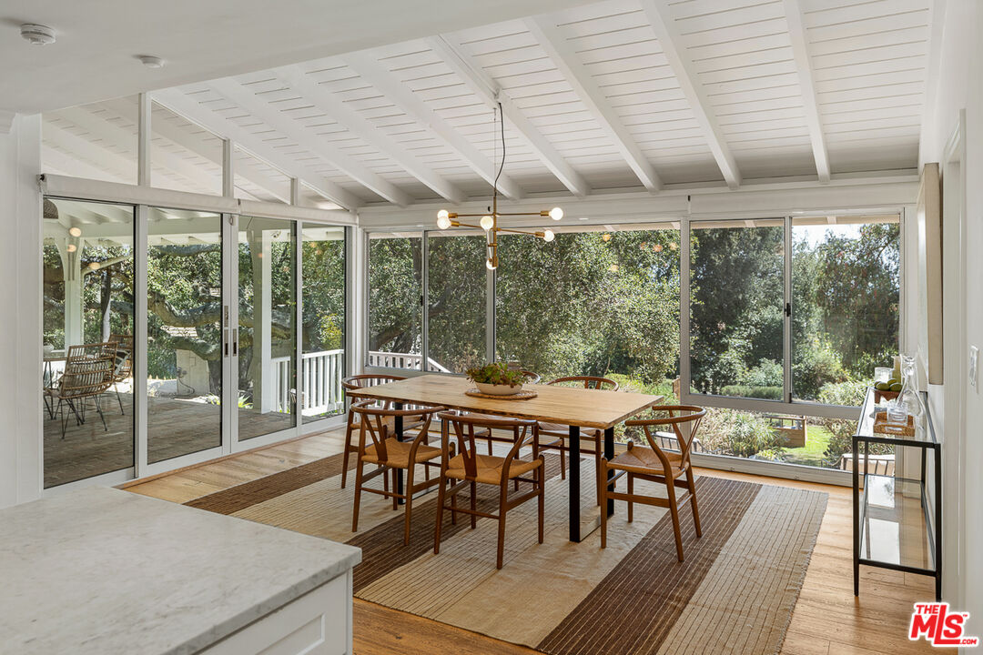 1955 Windover Road Pasadena, CA 91107 - Photo 23 of 62