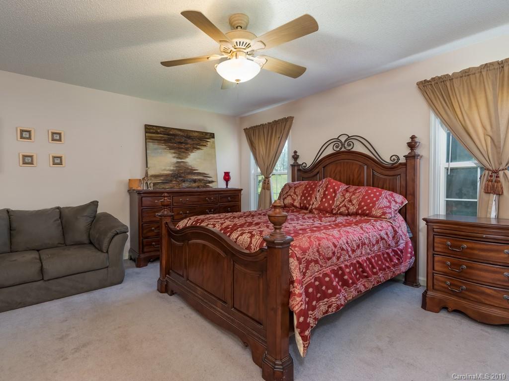 164 Kennedy Road Weaverville, NC 28787 - Photo 11 of 23 Gallery Image 11