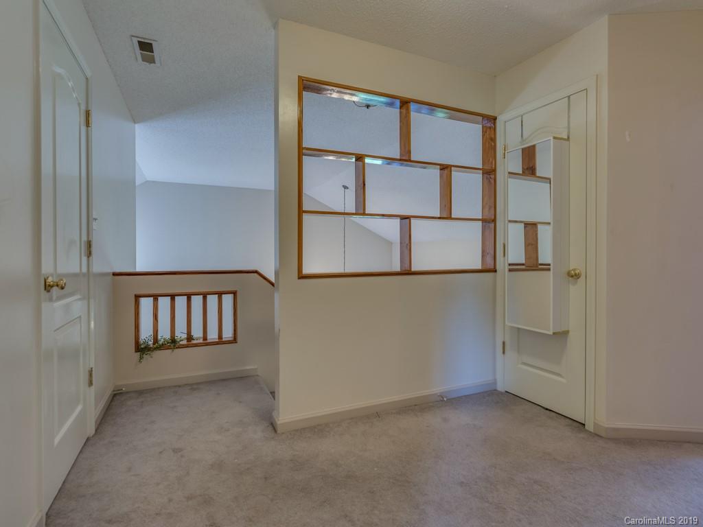 164 Kennedy Road Weaverville, NC 28787 - Photo 17 of 23 Gallery Image 17