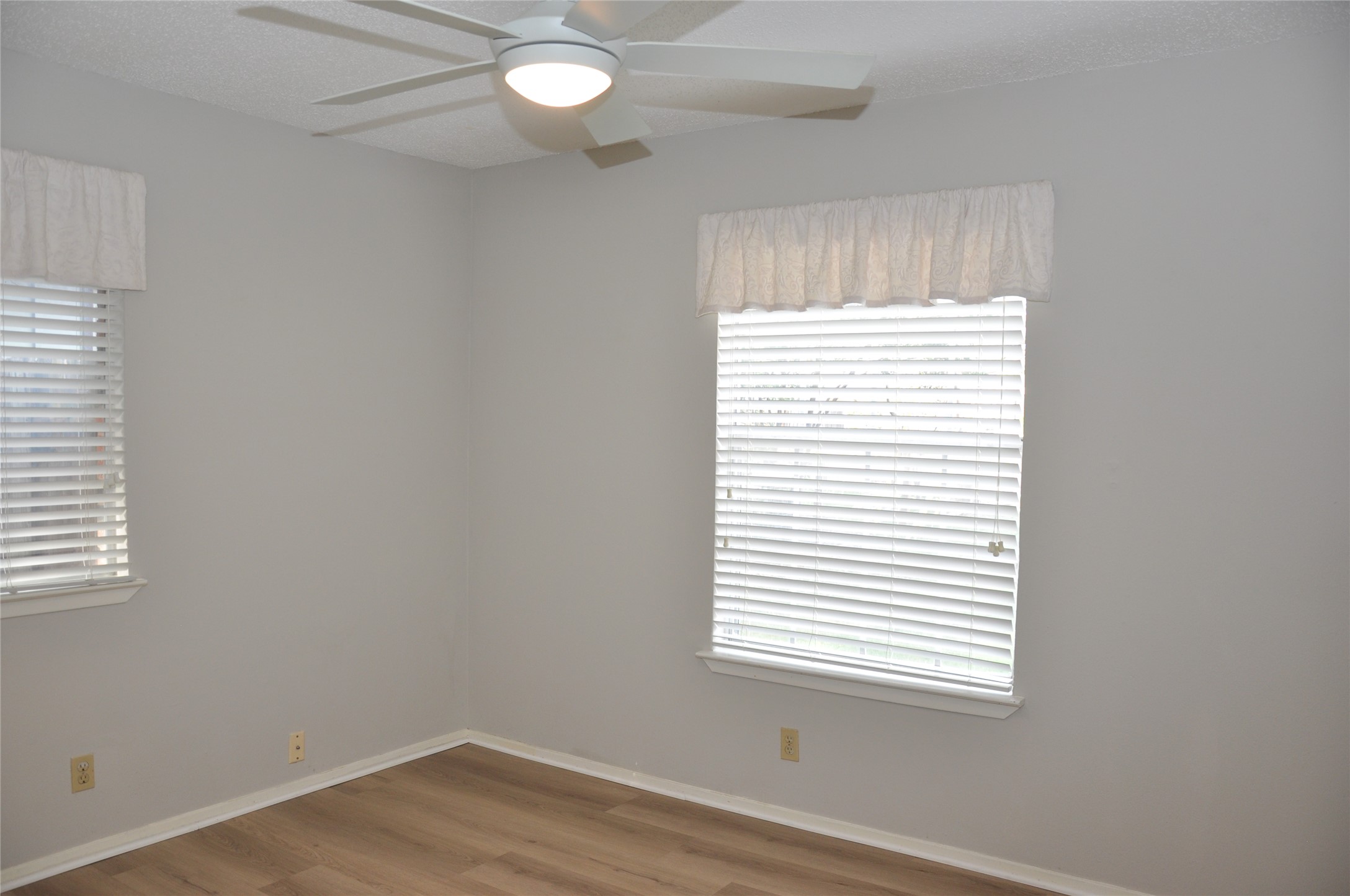 2011 Gathright Cove, Unit A Austin, TX 78704 - Photo 15 of 17 an empty room with a window