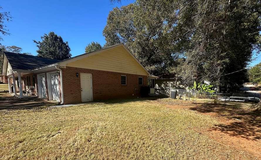 574 Almand Branch Road Southeast Conyers, GA 30094 - Photo 6 of 34