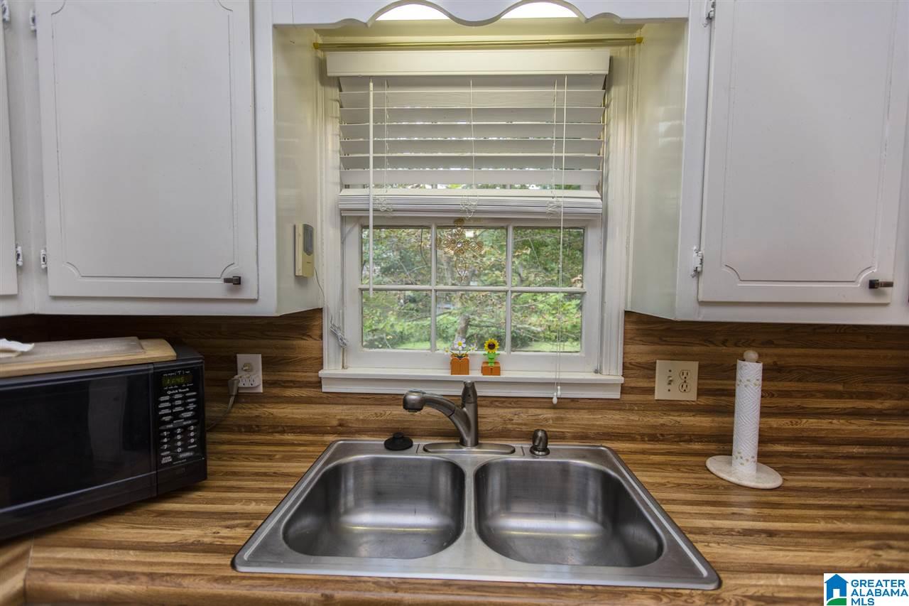 712 South Sanders Road Birmingham, AL 35226 - Photo 12 of 43