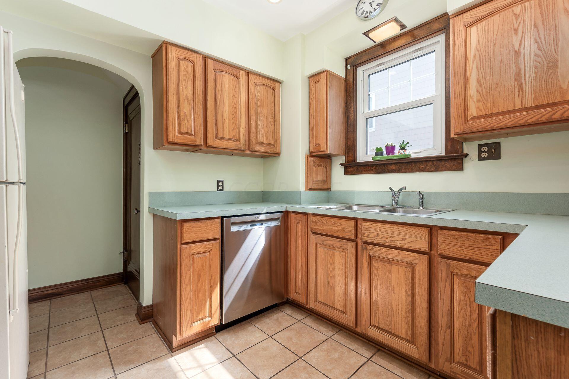 979 Vernon Road Bexley, OH 43209 - Photo 22 of 45 032_on Rd Bexley OH 43209 USA