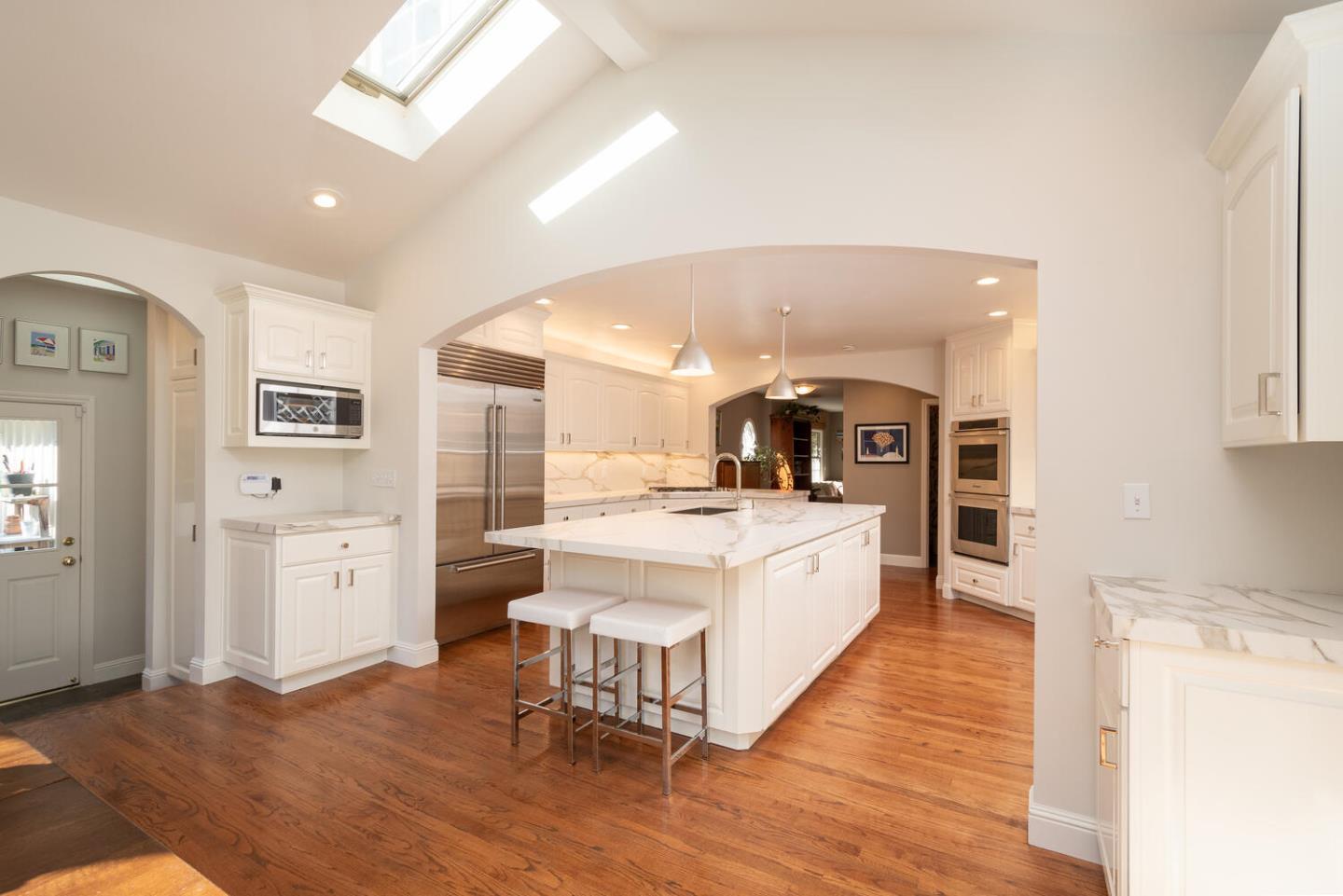 601 Chiltern Road Hillsborough, CA 94010 - Photo 24 of 55