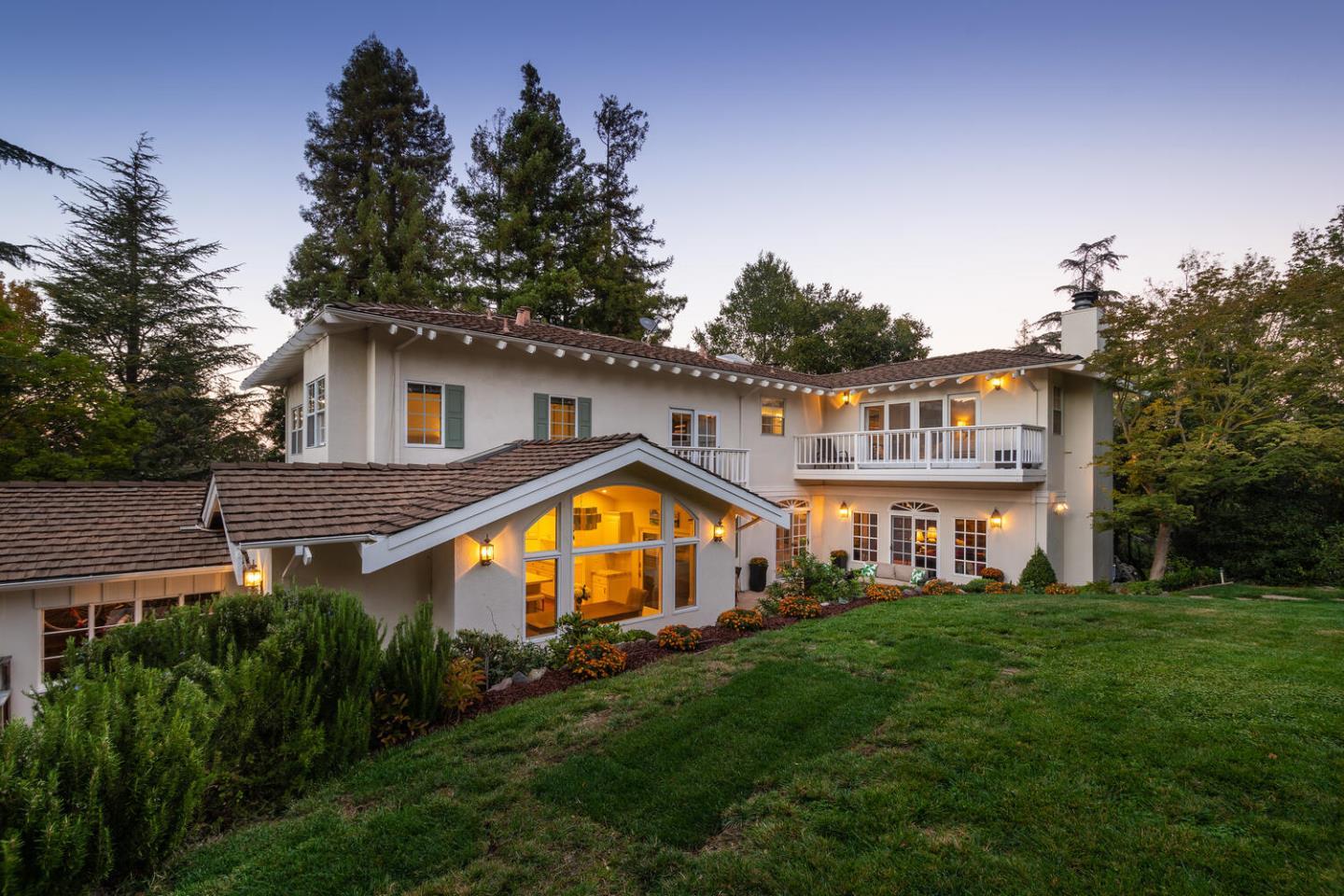 601 Chiltern Road Hillsborough, CA 94010 - Photo 52 of 55