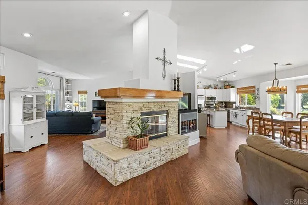 $1,249,000 | 31301 Kira Place, Valley Center, CA 92082