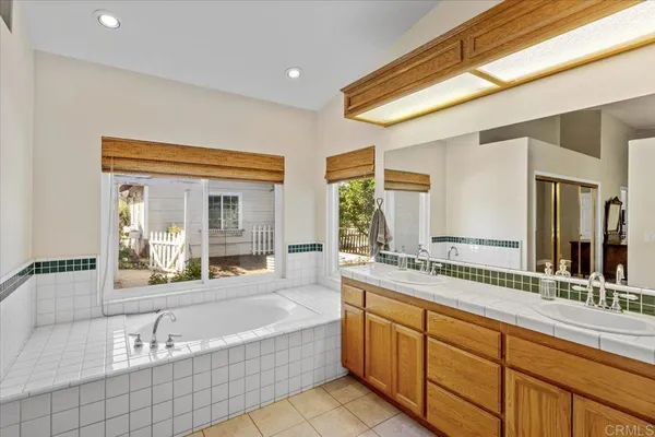 $1,249,000 | 31301 Kira Place, Valley Center, CA 92082