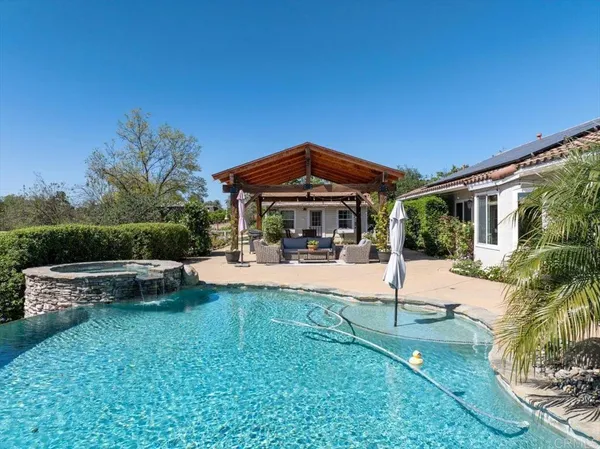 $1,249,000 | 31301 Kira Place, Valley Center, CA 92082