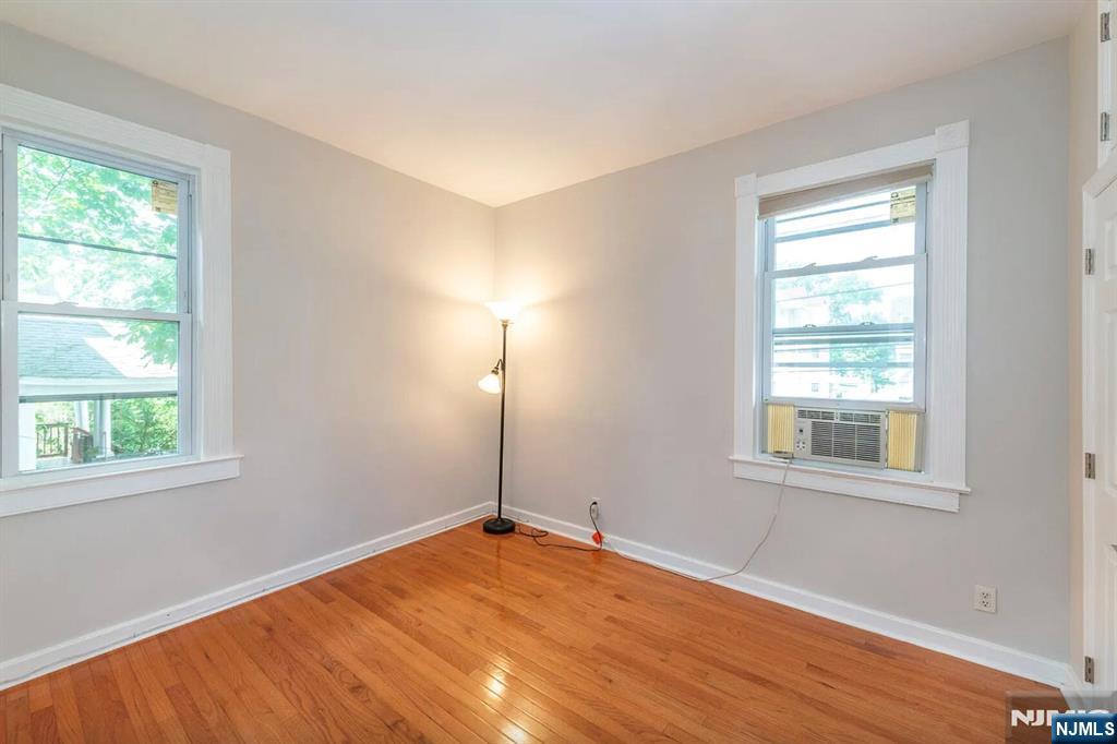 157 Walnut Street, Unit 2 Montclair, NJ 07042 - Photo 9 of 12 Gallery Image 9