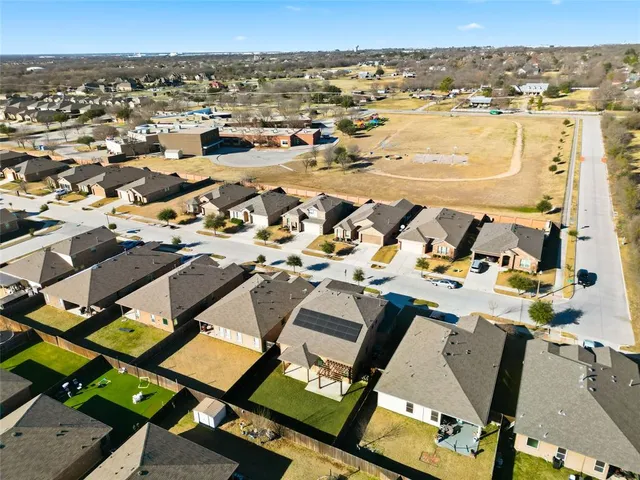 $420,000 | 109 Red Fox Lane, Denton, TX 76210