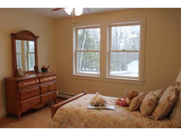 5 Epping Woods Road Epping, NH 03042 - Photo 8 of 12