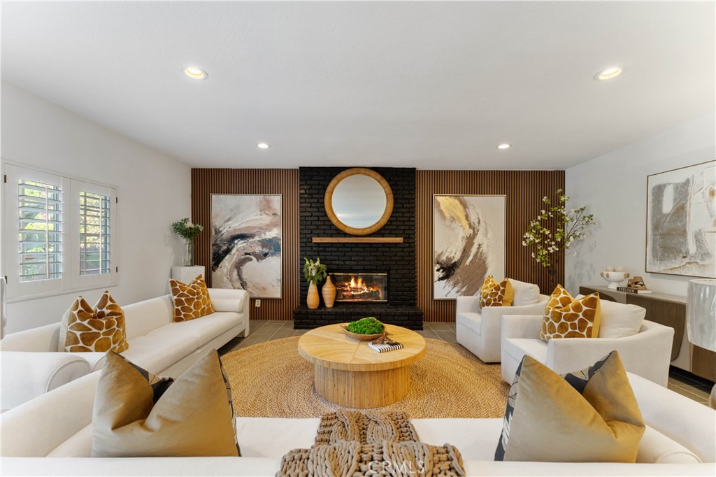 1011 Rodeo Road Arcadia, CA 91006 - Photo 11 of 44