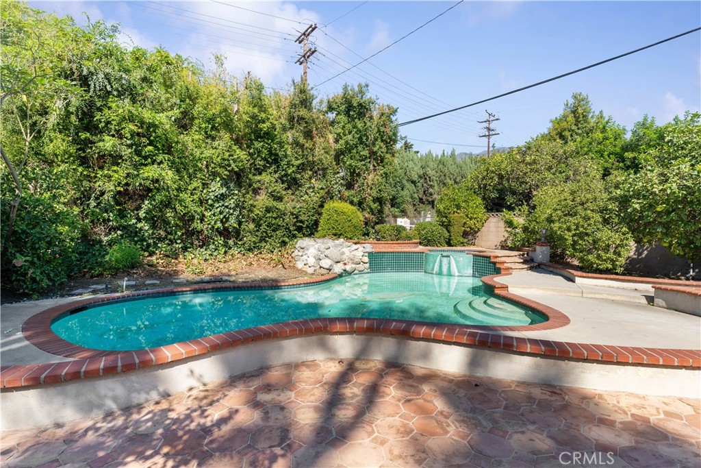 1011 Rodeo Road Arcadia, CA 91006 - Photo 42 of 44