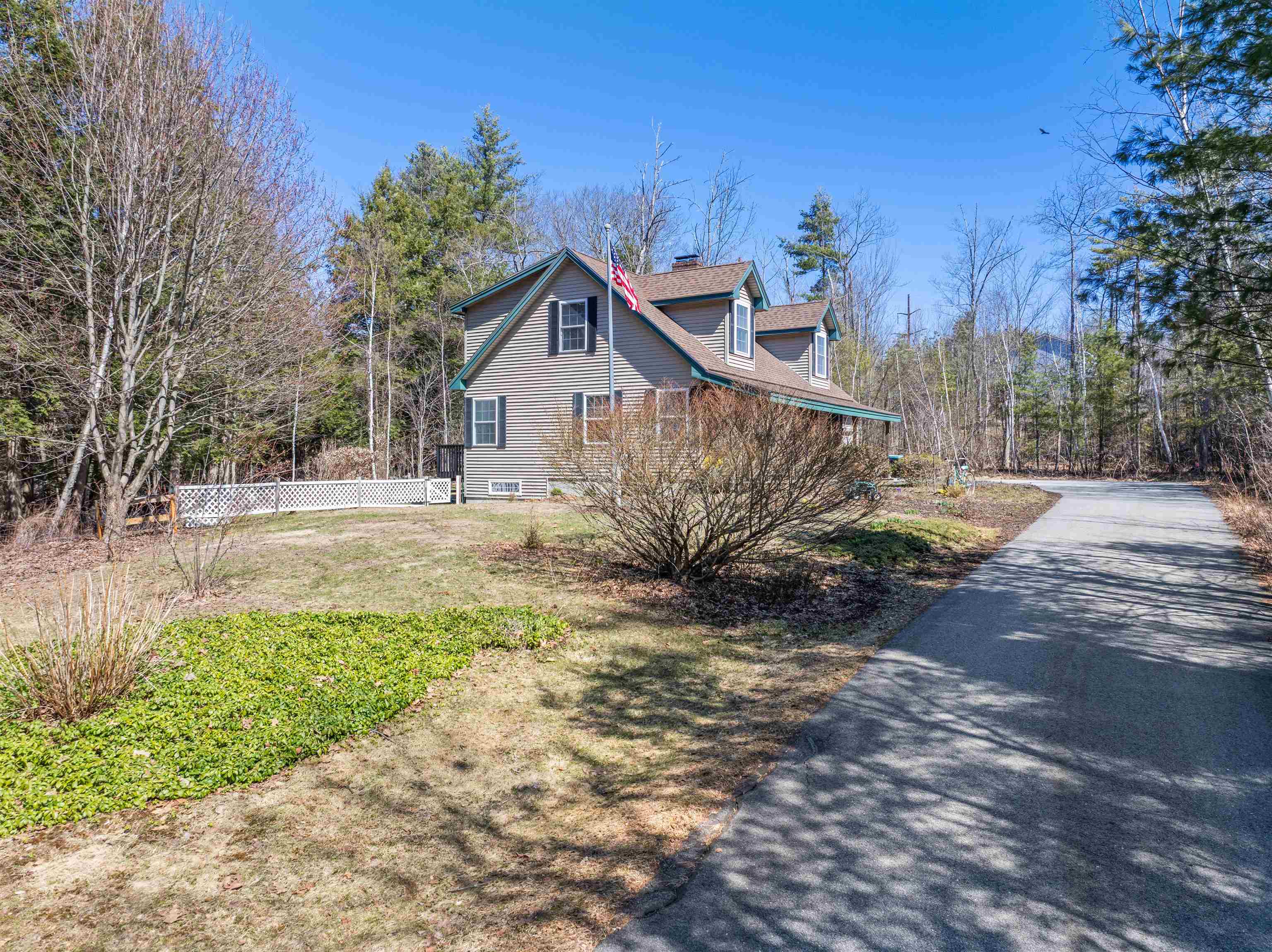 114 Mile Hill Road Belmont, NH 03220 - Photo 5 of 44