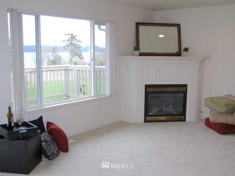 5084 Bakerview Road Oak Harbor, WA 98277 - Photo 11 of 25 Gallery Image 11