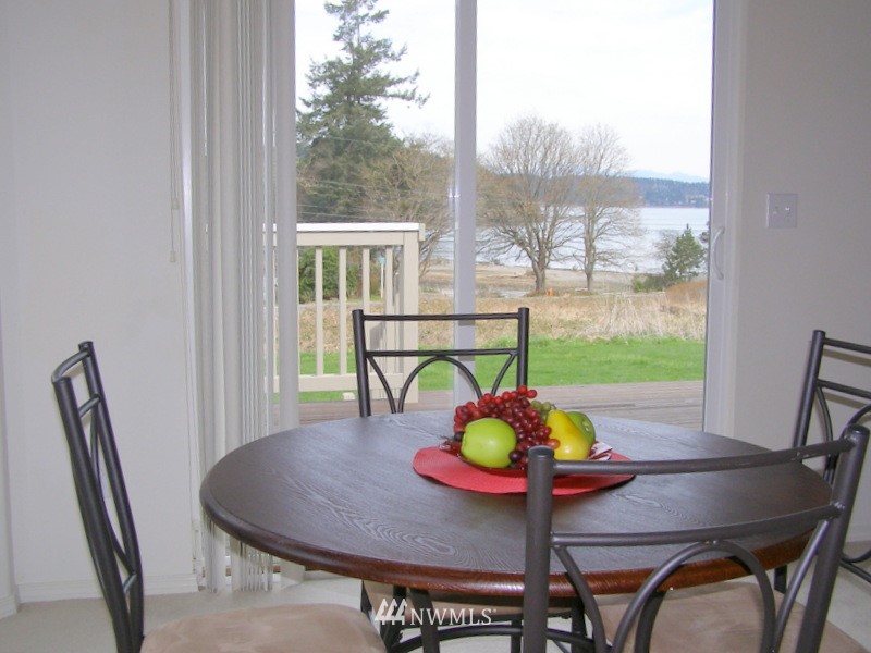 5084 Bakerview Road Oak Harbor, WA 98277 - Photo 12 of 25 Gallery Image 12