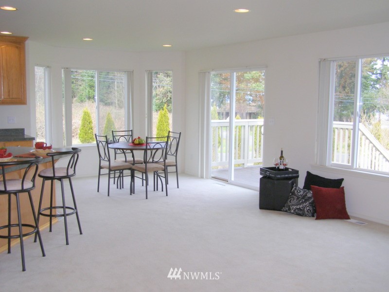 5084 Bakerview Road Oak Harbor, WA 98277 - Photo 13 of 25 Gallery Image 13