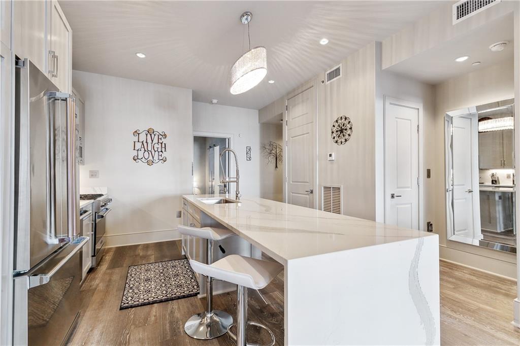 220 Decatur Street, Unit 306 New Orleans, LA 70130 - Photo 7 of 14