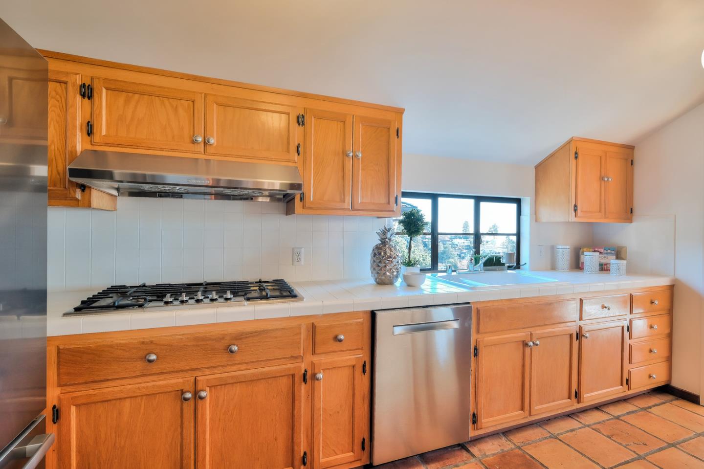 1336 Summit Road Berkeley, CA 94708 - Photo 8 of 36