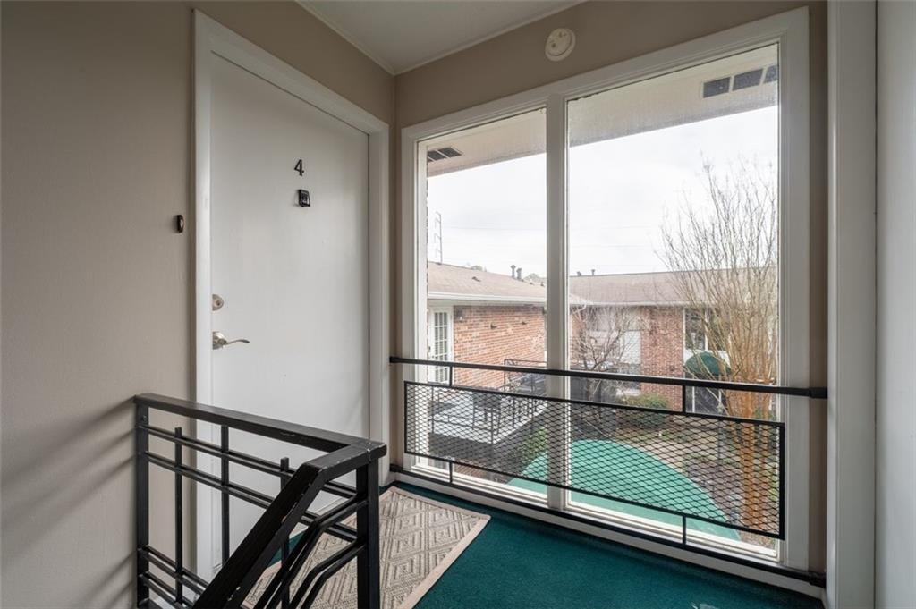 4266 Roswell Road Northeast, Unit E4 Atlanta, GA 30342 - Photo 3 of 24