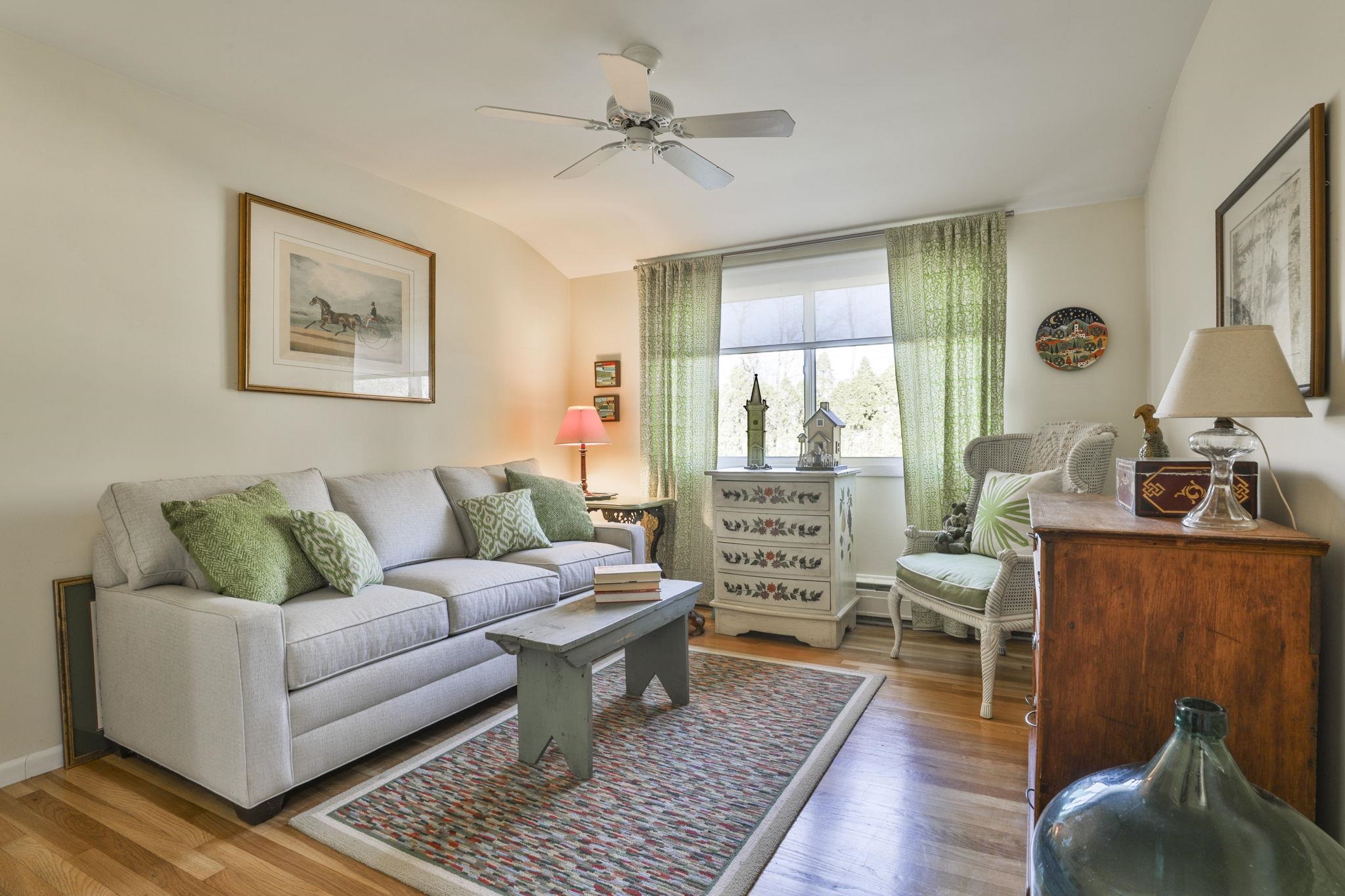 190 North Acres Road Manchester, NH 03104 - Photo 14 of 42 Gallery Image 14
