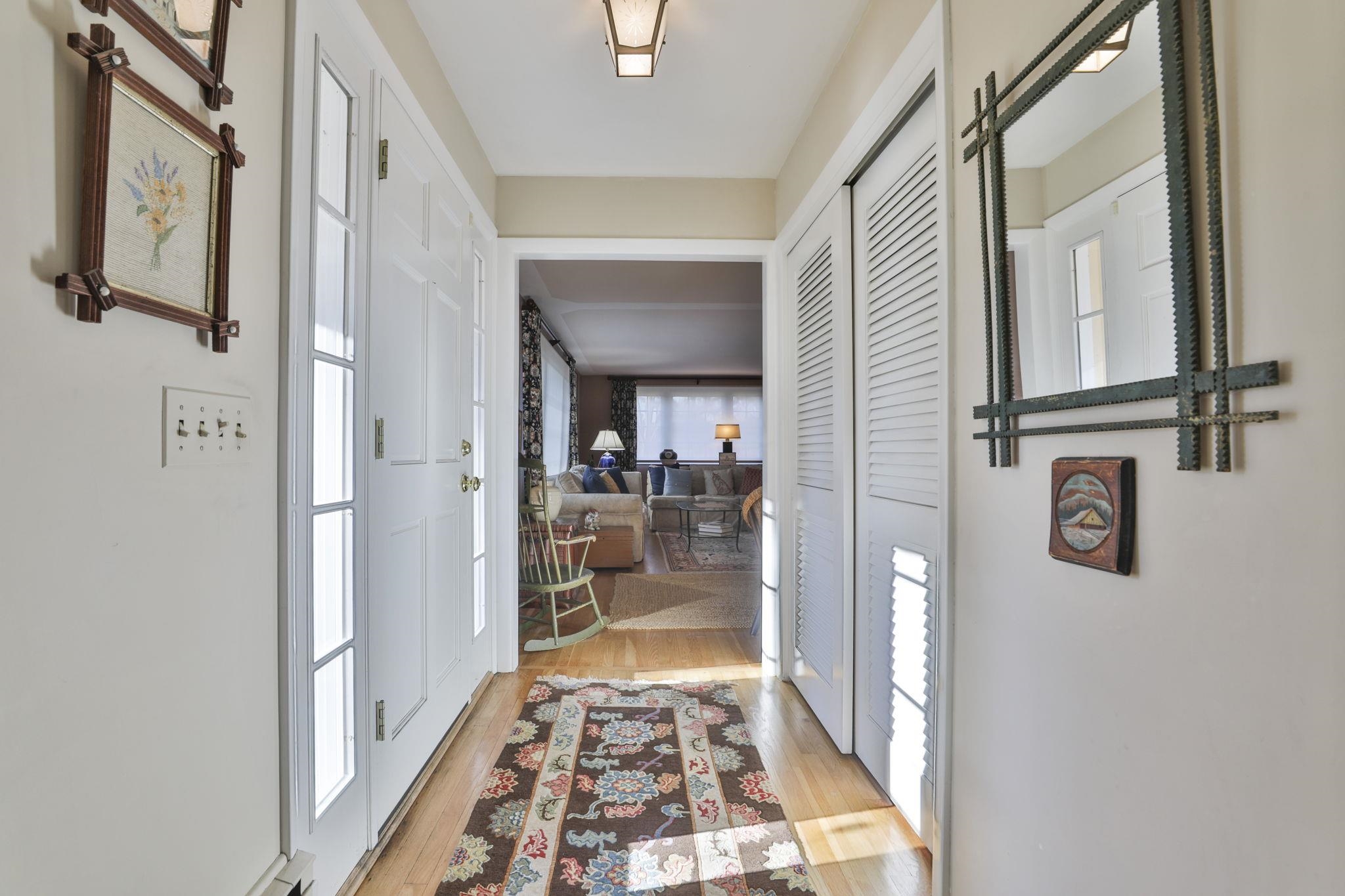 190 North Acres Road Manchester, NH 03104 - Photo 2 of 42 Gallery Image 2