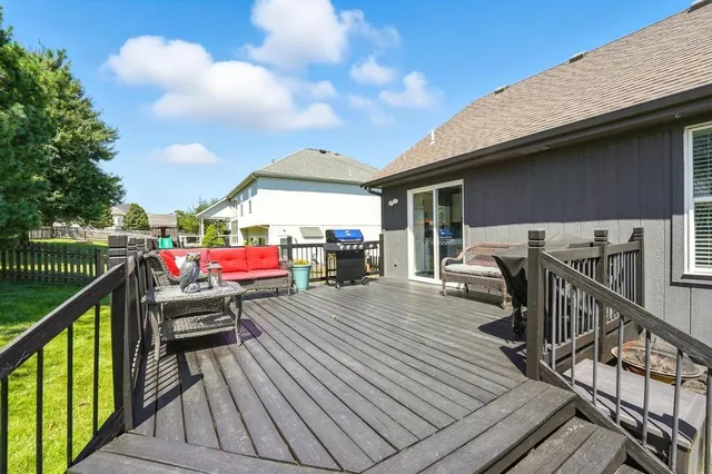 $345,000 | 608 Johnston Parkway, Raymore, MO 64083