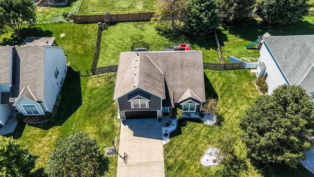 $345,000 | 608 Johnston Parkway, Raymore, MO 64083