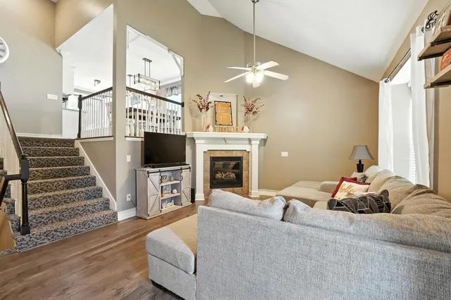 $345,000 | 608 Johnston Parkway, Raymore, MO 64083