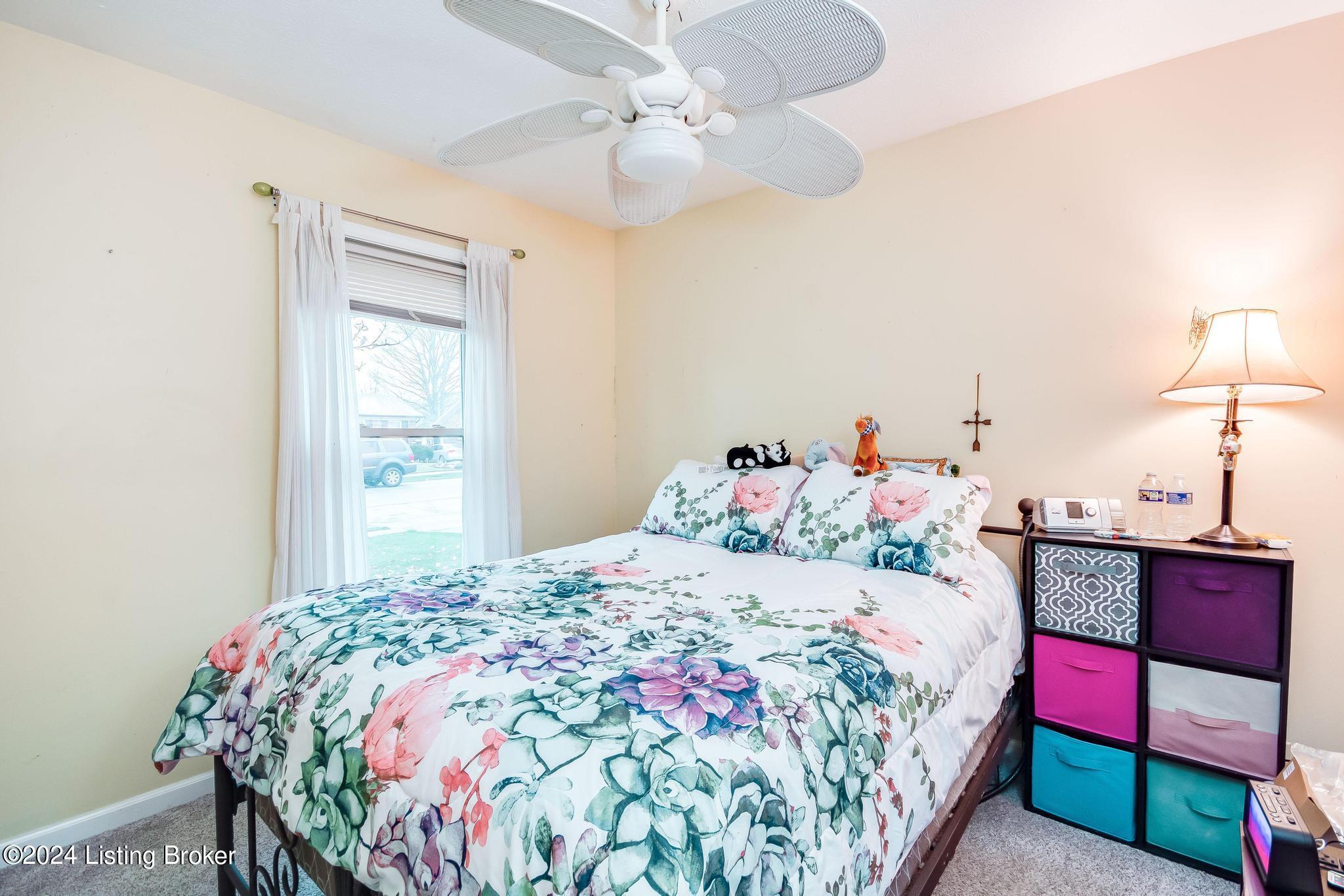 4319 Gaudet Road Louisville, KY 40299 - Photo 23 of 34 Bedroom