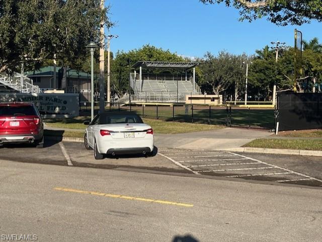 680 Park Street Naples, FL 34102 - Photo 14 of 15