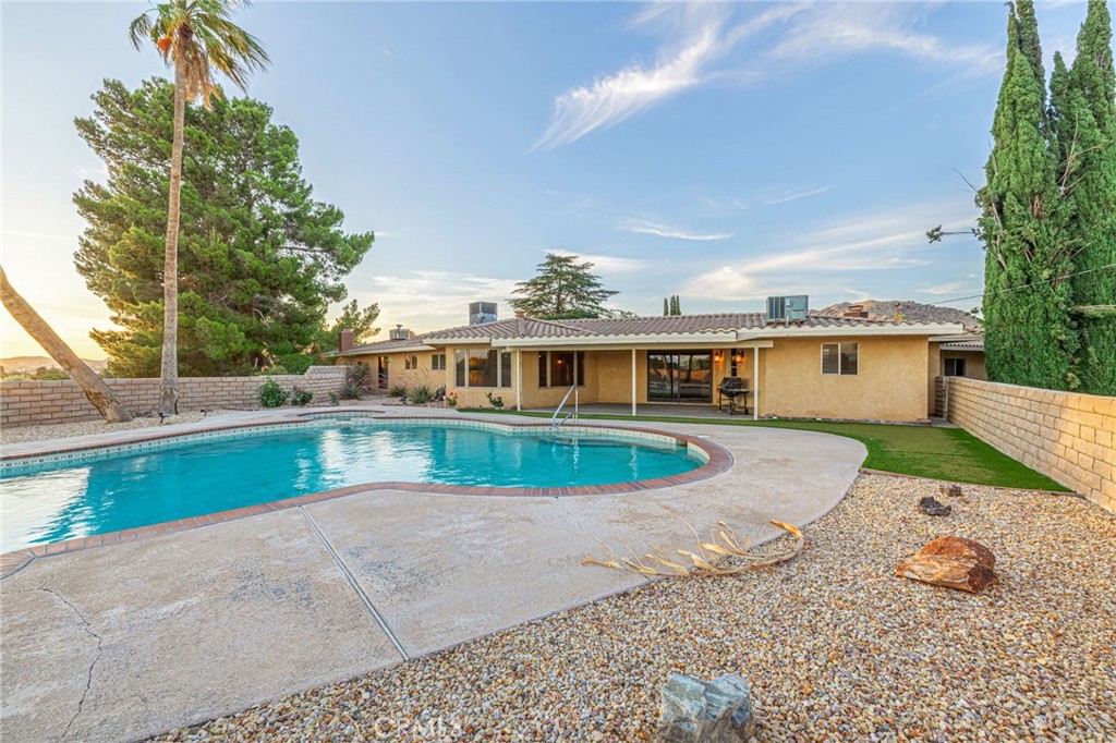 19459 Shasta Road Apple Valley, CA 92307 - Photo 60 of 64