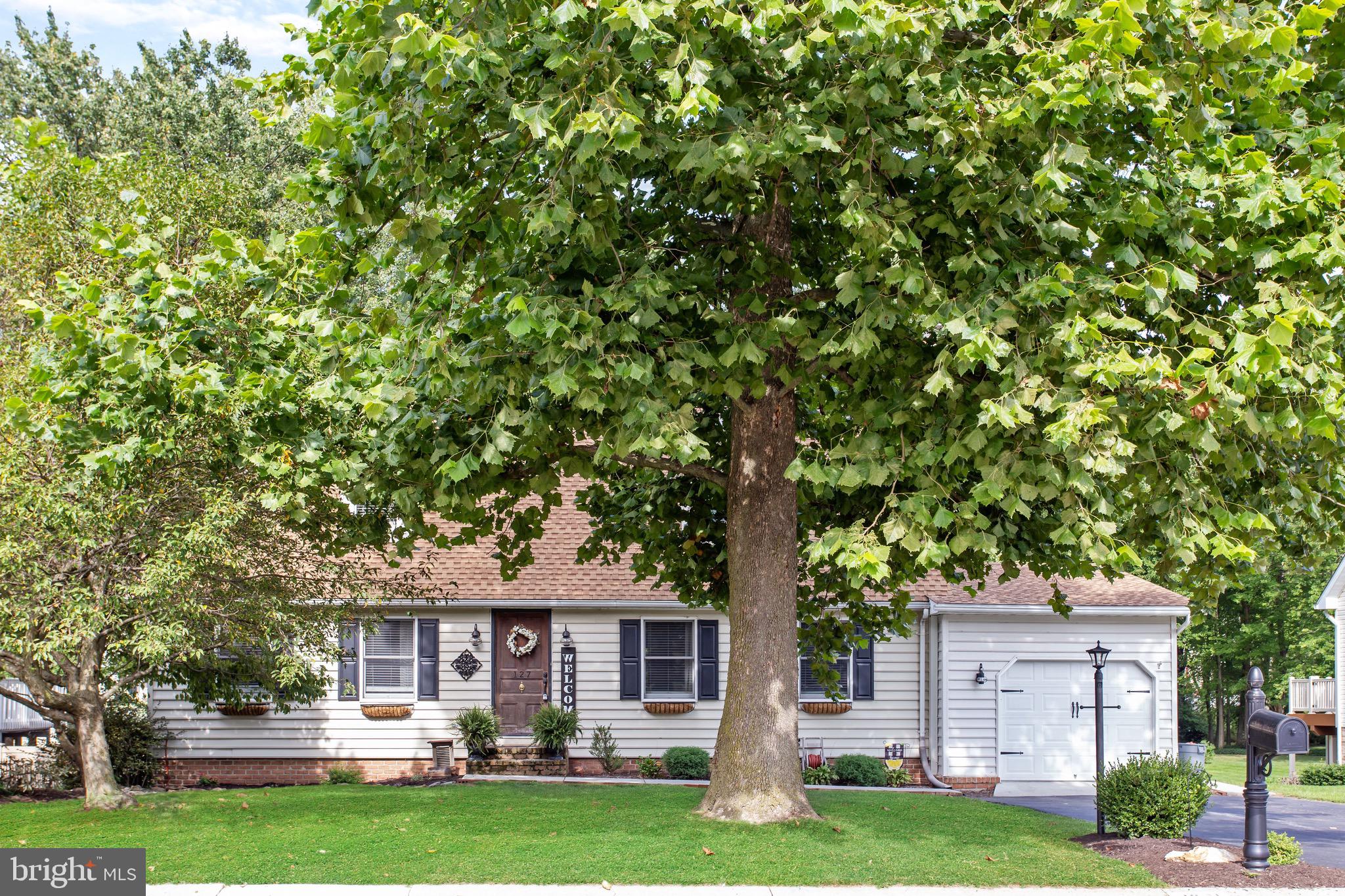 127 Timber Lane Hanover, PA 17331 - Photo 1 of 43 Gallery Image 1