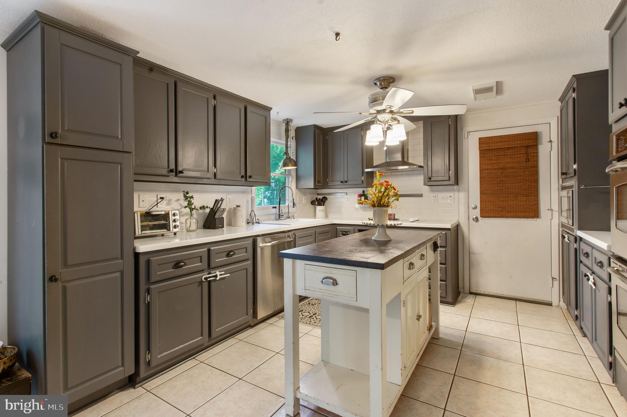 127 Timber Lane Hanover, PA 17331 - Photo 13 of 43 Gallery Image 13