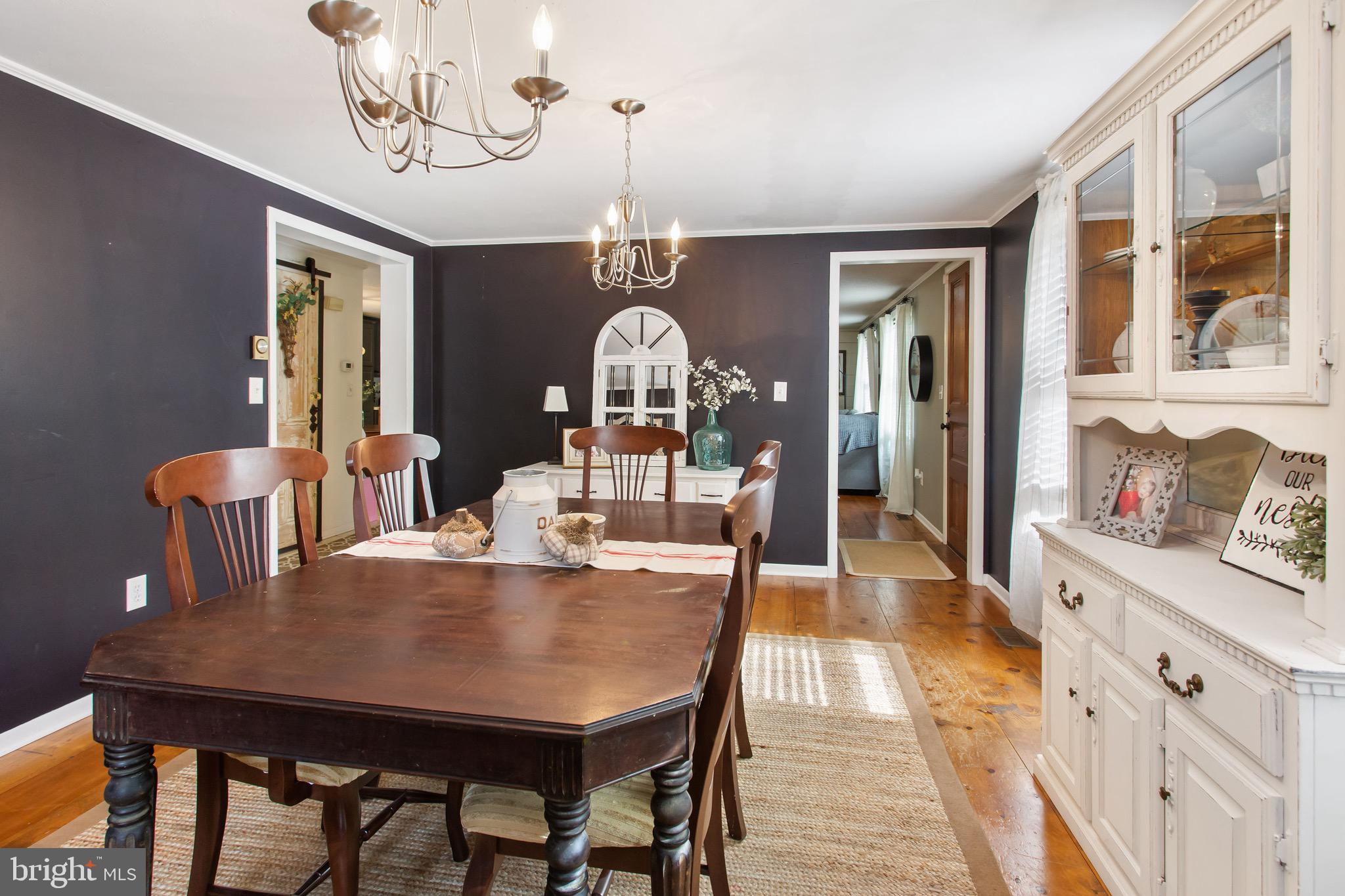 127 Timber Lane Hanover, PA 17331 - Photo 8 of 43 Gallery Image 8