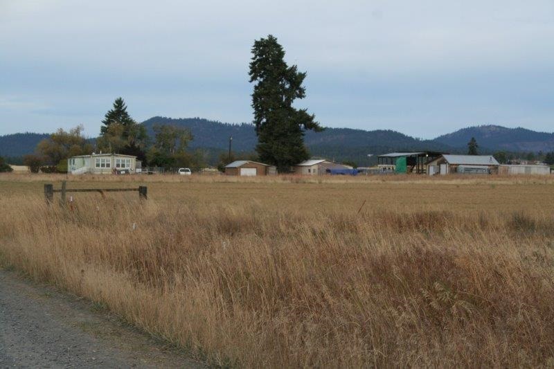 3614 West Oregon Road Deer Park, WA 99006 - Photo 2 of 20
