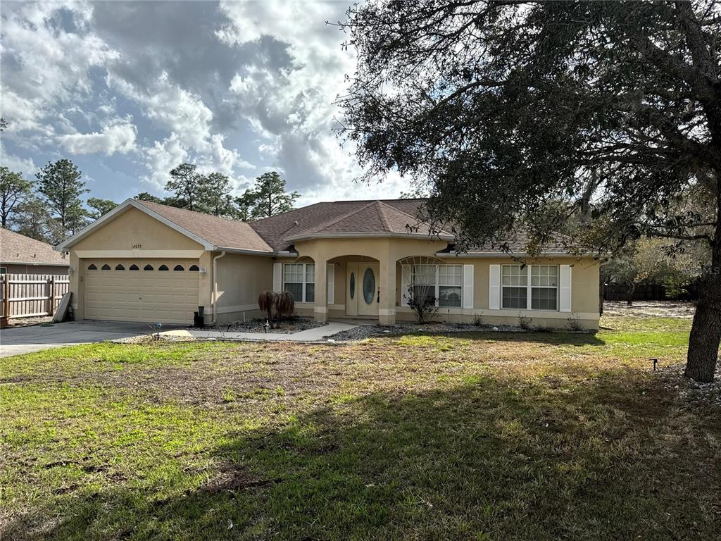 12055 Robina Road Weeki Wachee, FL 34614 - Photo 3 of 64