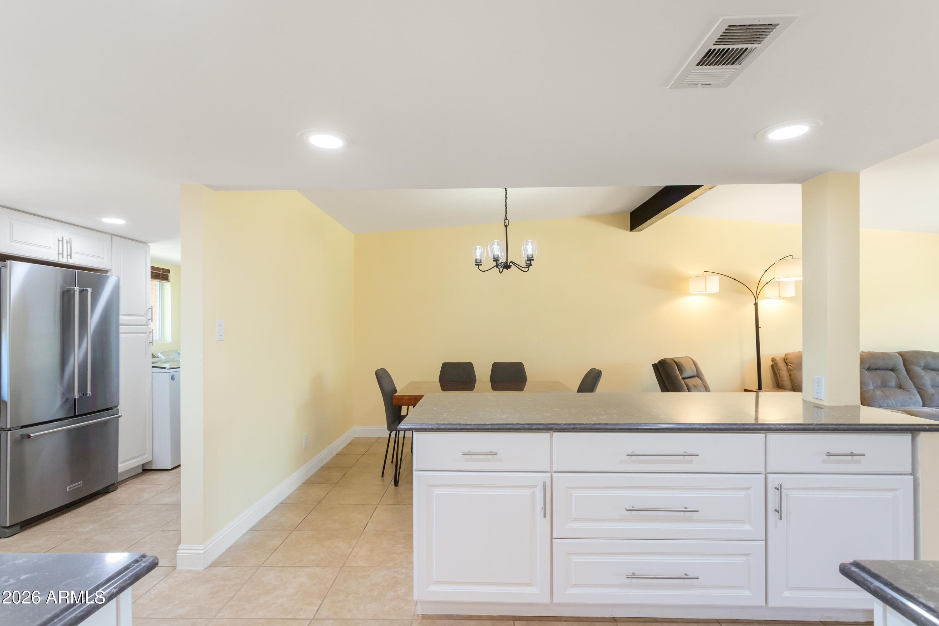 805 Suffolk Road Sierra Vista, AZ 85635 - Photo 10 of 49 kitchen