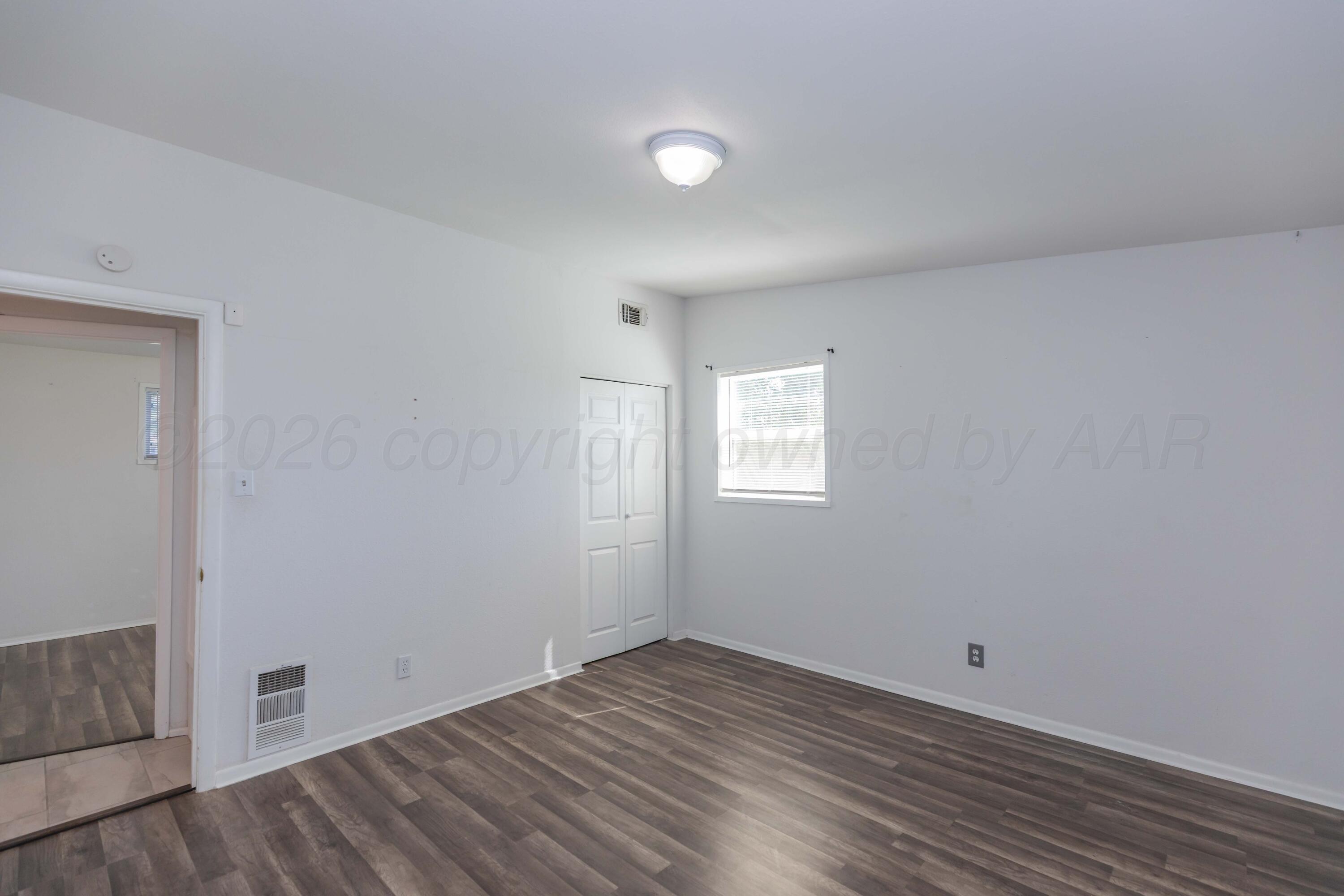 4419 South Ong Street Amarillo, TX 79110 - Photo 19 of 28 BEDROOM 2 VIEW 2