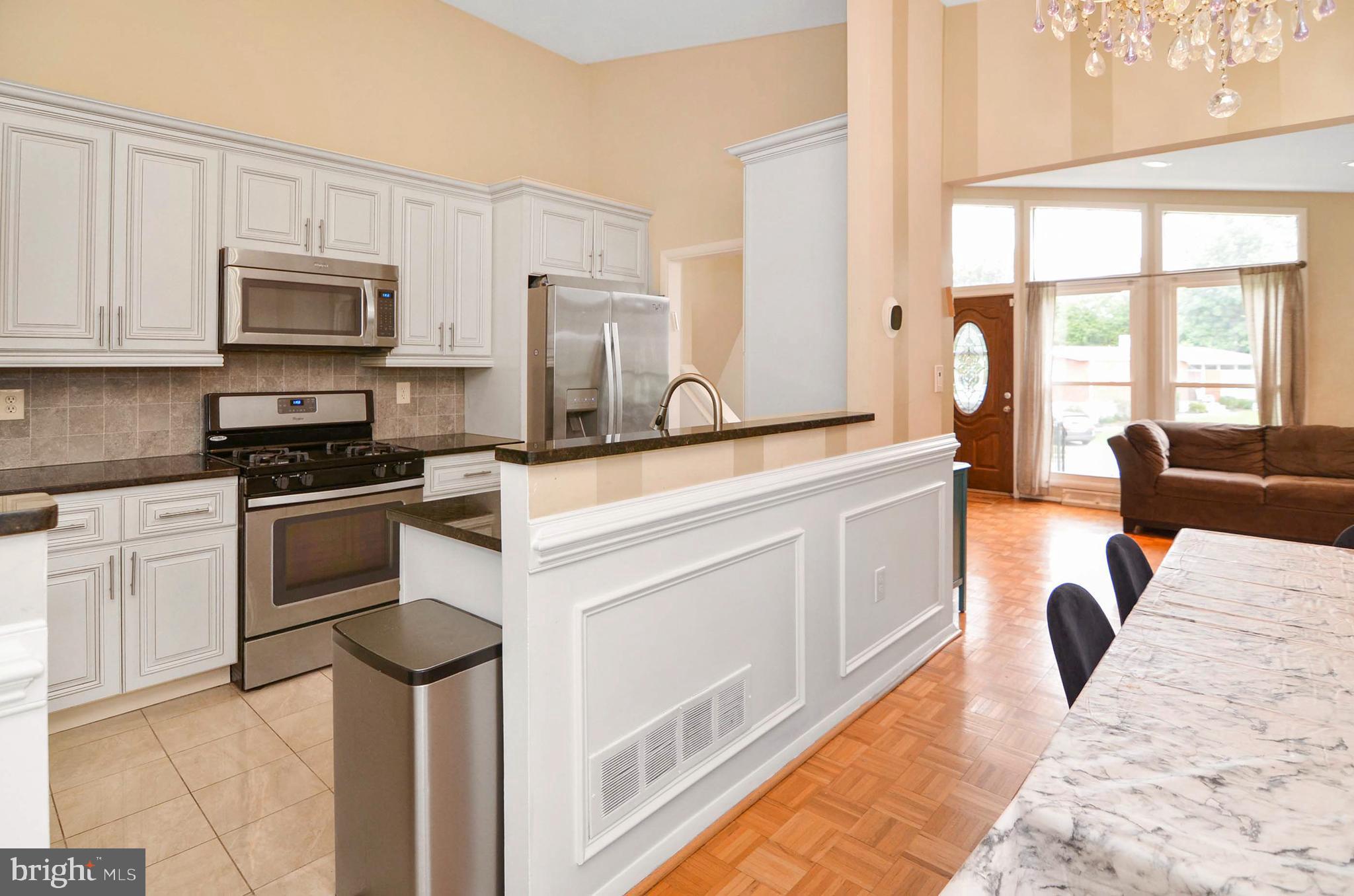6812 Timberlane Road Baltimore, MD 21209 - Photo 8 of 20 Gallery Image 8