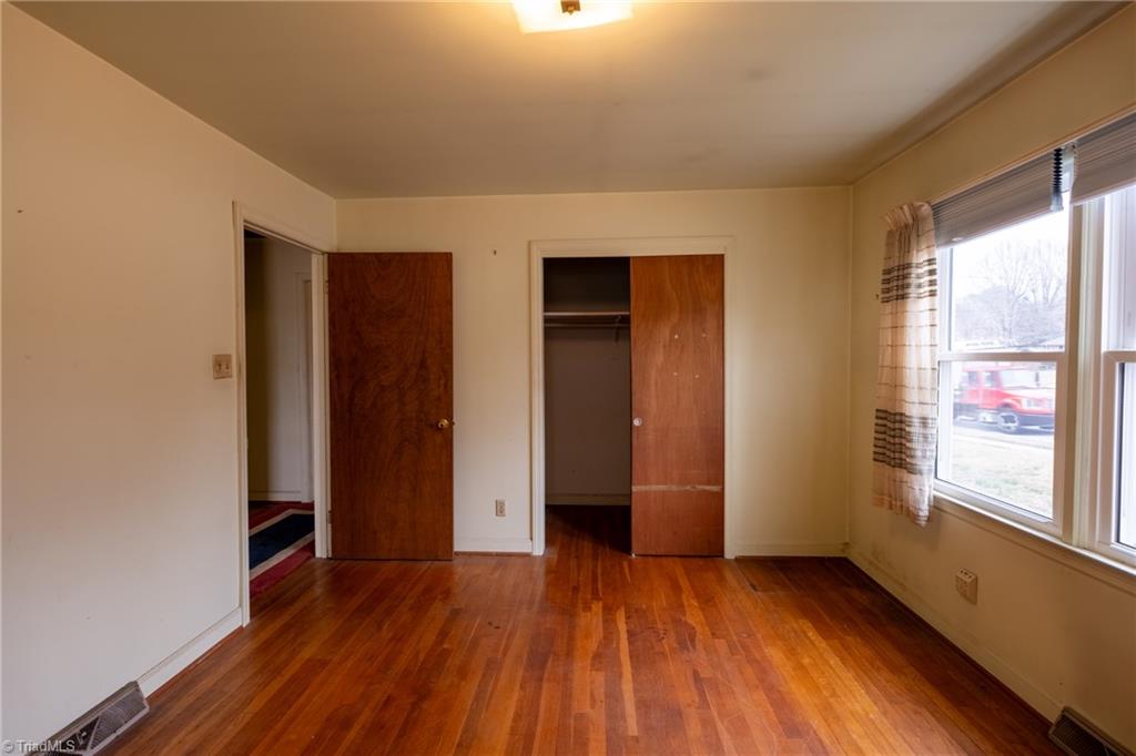 4319 Hicone Road Greensboro, NC 27405 - Photo 15 of 24