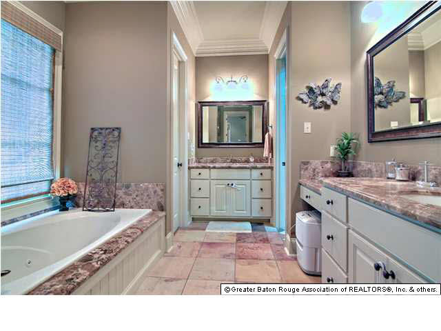 2951 Rue Dauphine Baton Rouge, LA 70810 - Photo 12 of 20 Gallery Image 12