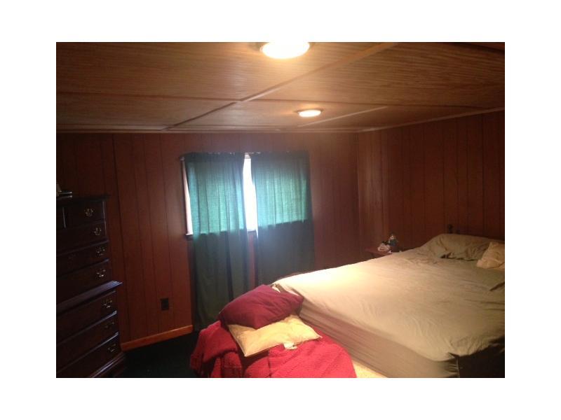 Bedroom. 