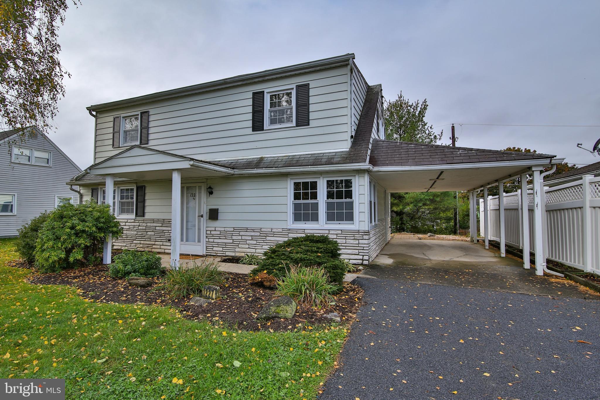 1227 Manchester Road Bethlehem, PA 18018 - Photo 2 of 45 Gallery Image 2
