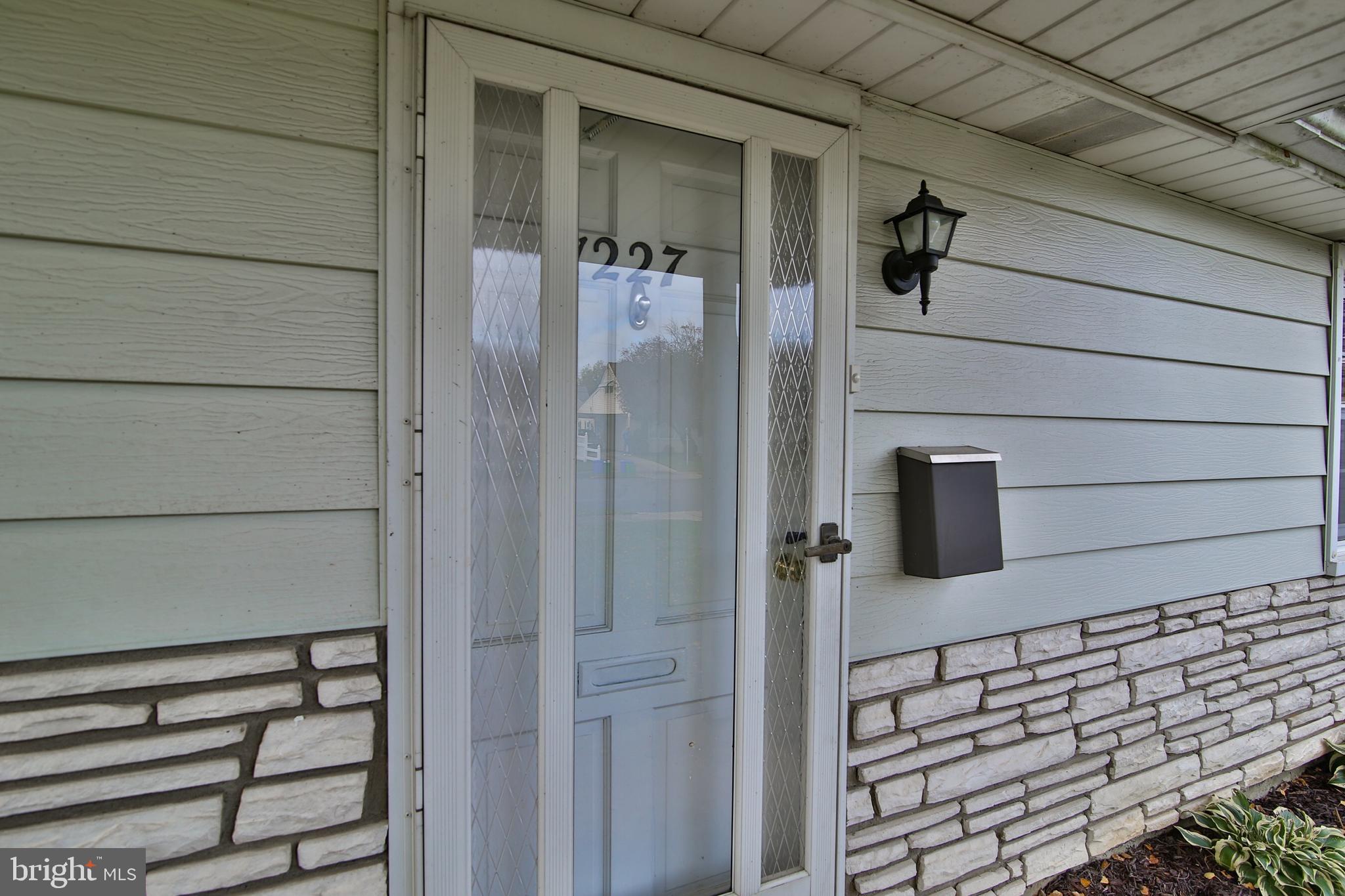 1227 Manchester Road Bethlehem, PA 18018 - Photo 9 of 45 Gallery Image 9