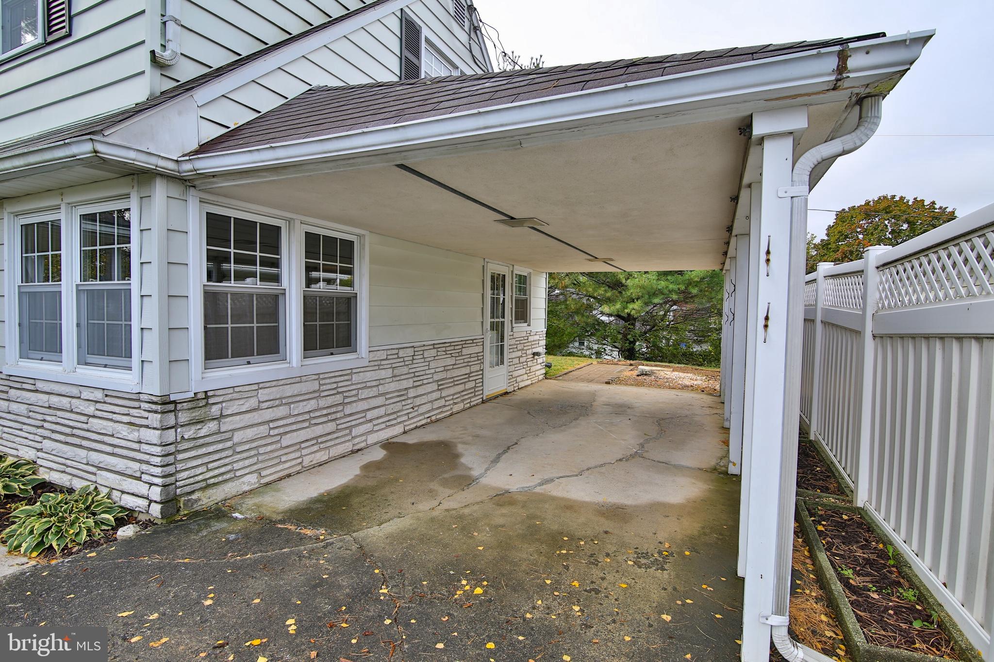 1227 Manchester Road Bethlehem, PA 18018 - Photo 10 of 45 Gallery Image 10