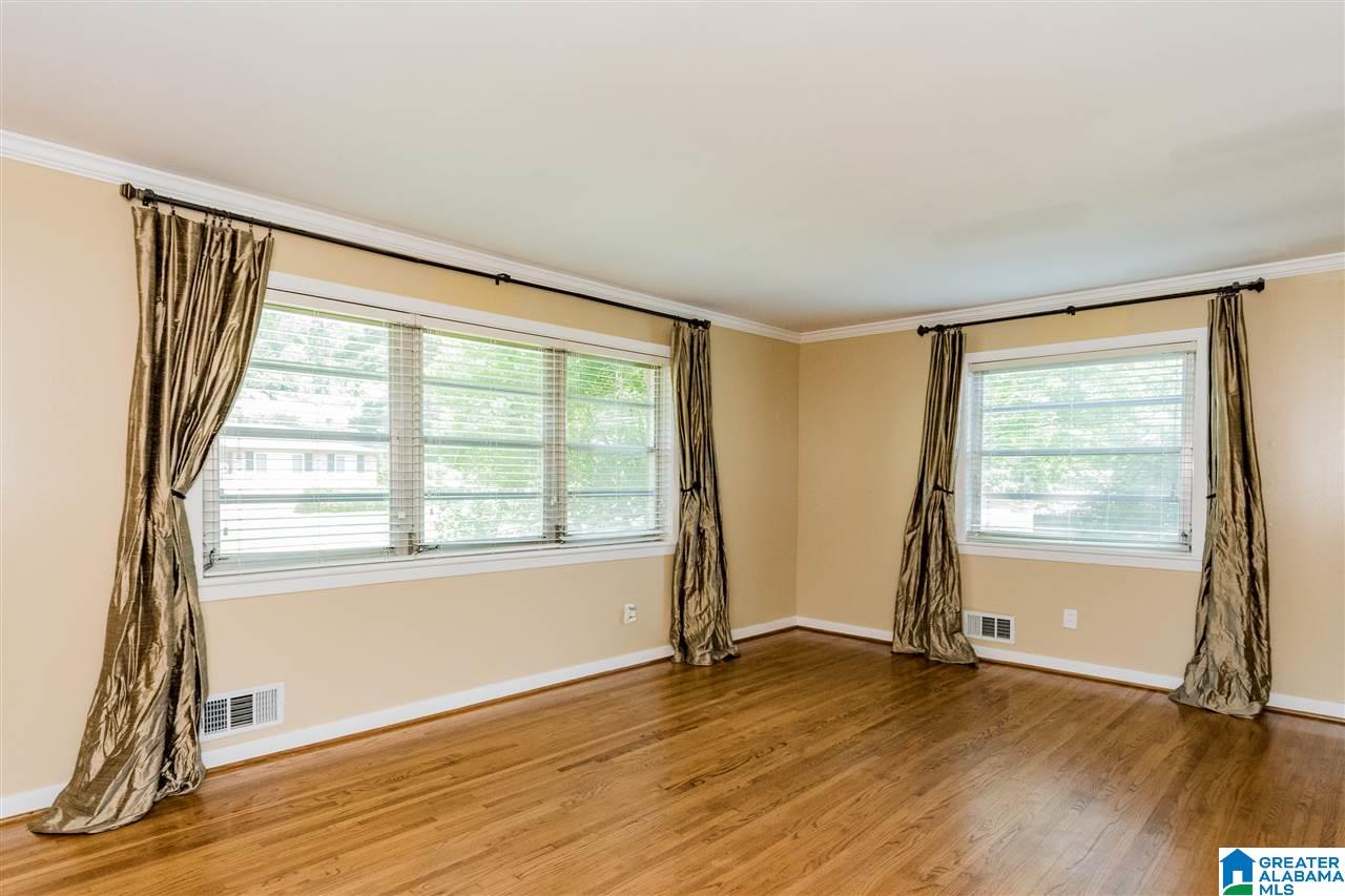 2412 Lester Lane Hoover, AL 35226 - Photo 6 of 37